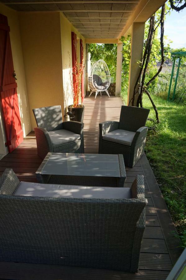Villa Le Balcon à Dallet Extérieur photo